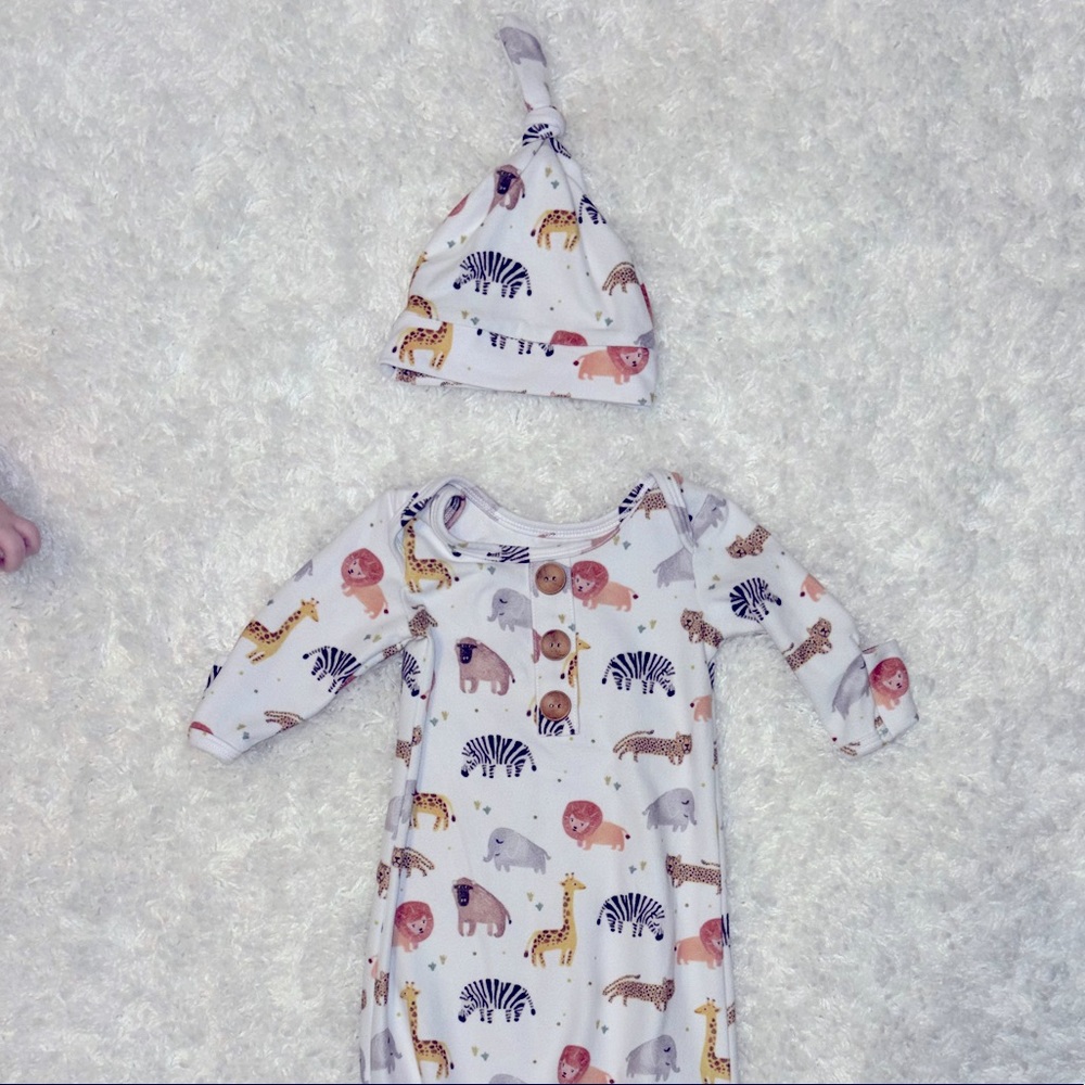 Newborn Knotted Gown and Hat